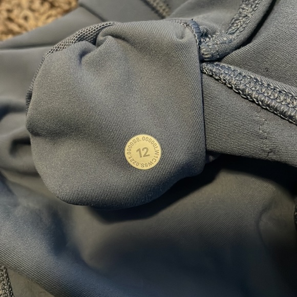 Lululemon Align Tank Top - Water Drop, size 12 - Picture 3 of 3